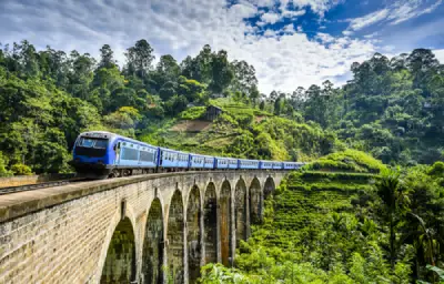 
			Kandy - Nuwara Eliya - Bandarawela (ca. 120 km)
			